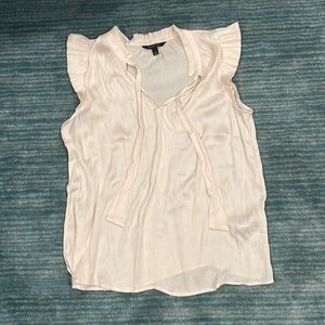 Banana Republic silk tie sleeveless blouse